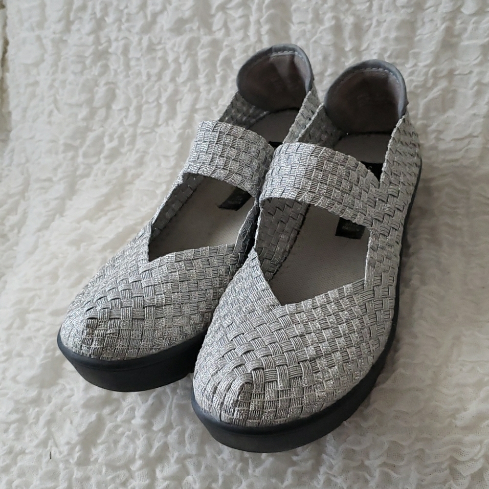 Steve Madden Woven Elastic Comfy Wedges